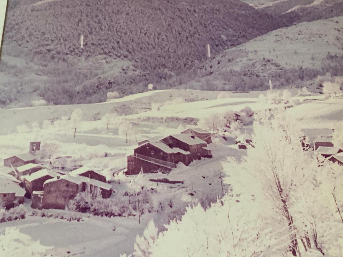 Casa Rural Pirineu Nevà Neva Exterior foto